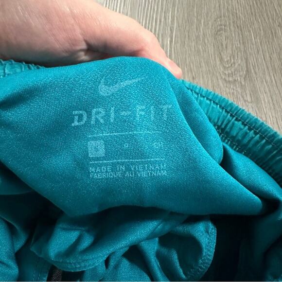 Nike‎ Men's Teal Blue Large Swoosh Dri Fit Running Activewear Shorts Size S - Picture 5 of 10